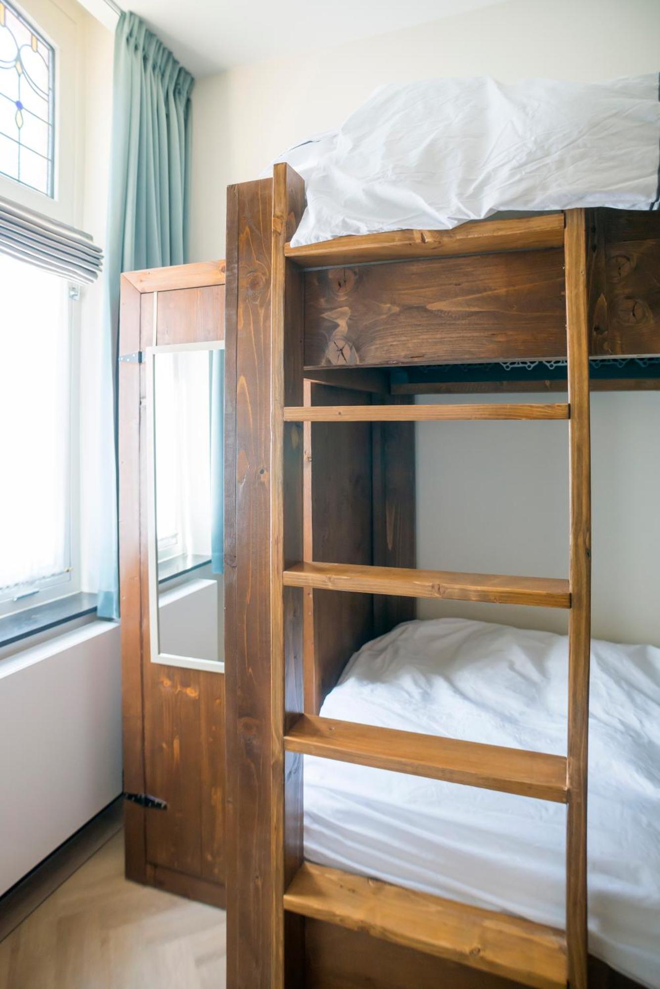 טילבורג Petite Room With Wifi, Ac, And Shared Kitchen מראה חיצוני תמונה