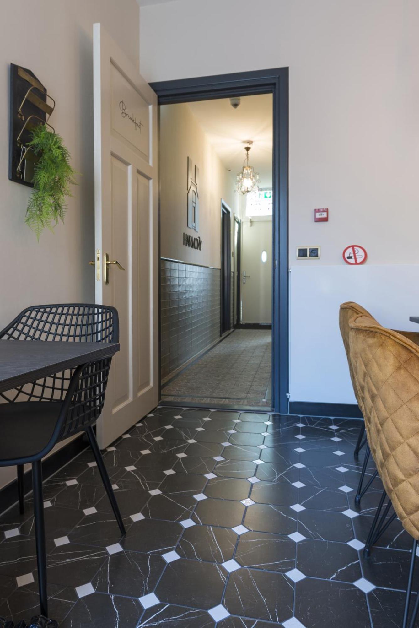 טילבורג Petite Room With Wifi, Ac, And Shared Kitchen מראה חיצוני תמונה